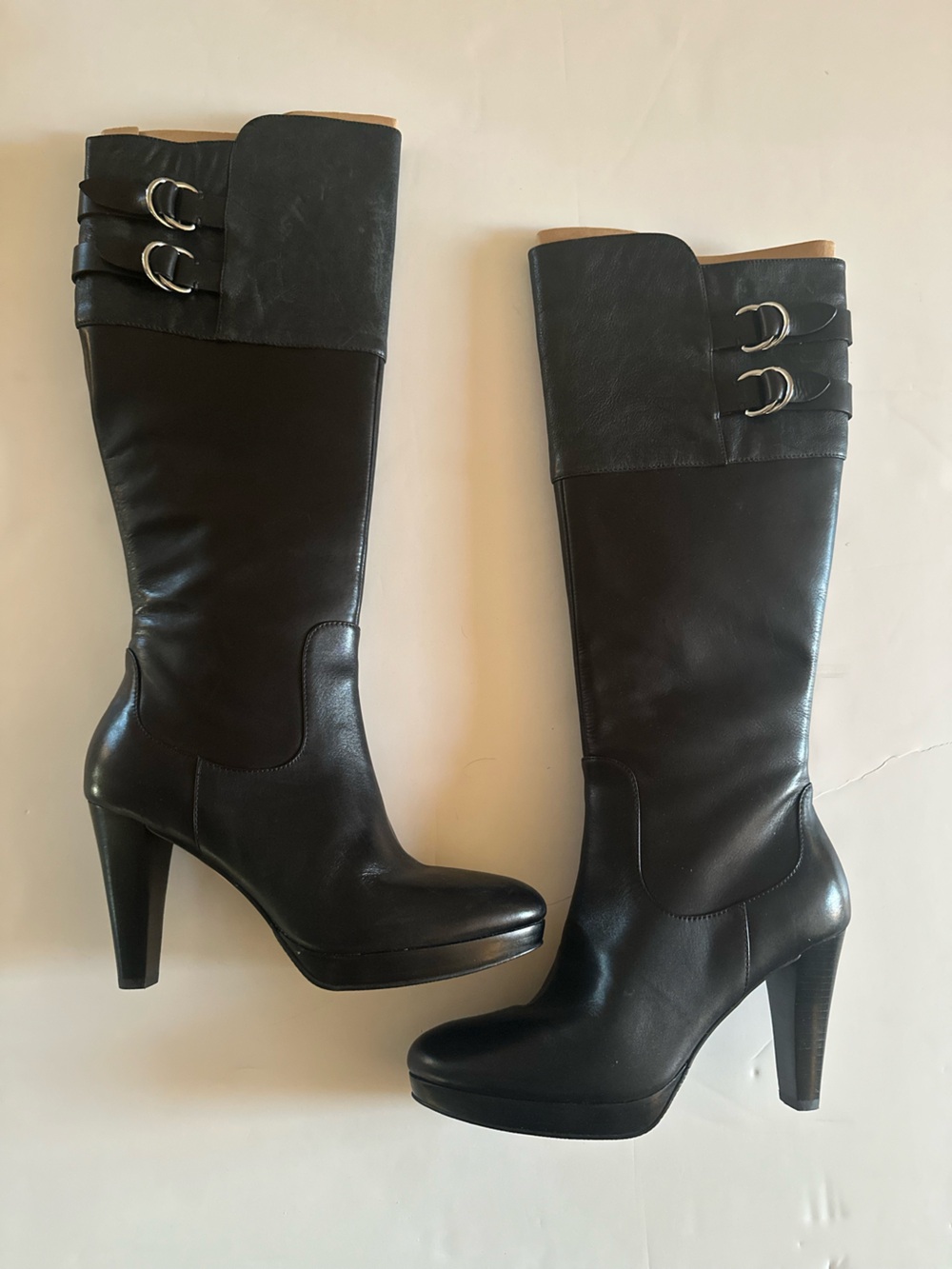 Cole Haan Nike Air Classic Tall
Leather Boots with Buckle Detail 10
B NWOT $350